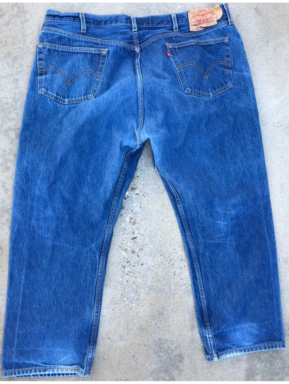 Levi Strauss 501 Jeans  46x30 Button Fly Dark Blue Denim Straight Leg Lite Fade